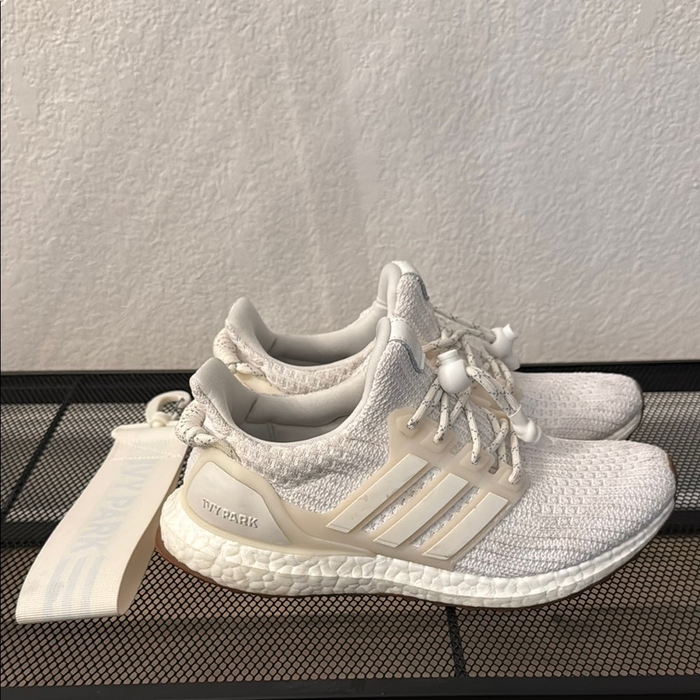 Adidas x IVY PARK Ultraboost Men’s 6 / Women’s 7